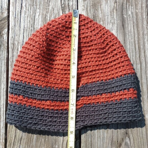 Men's Beanie Hat Handmade Rust Orange Gray Crochet Boating Hiking Outdoors Sz M - Picture 9 of 9